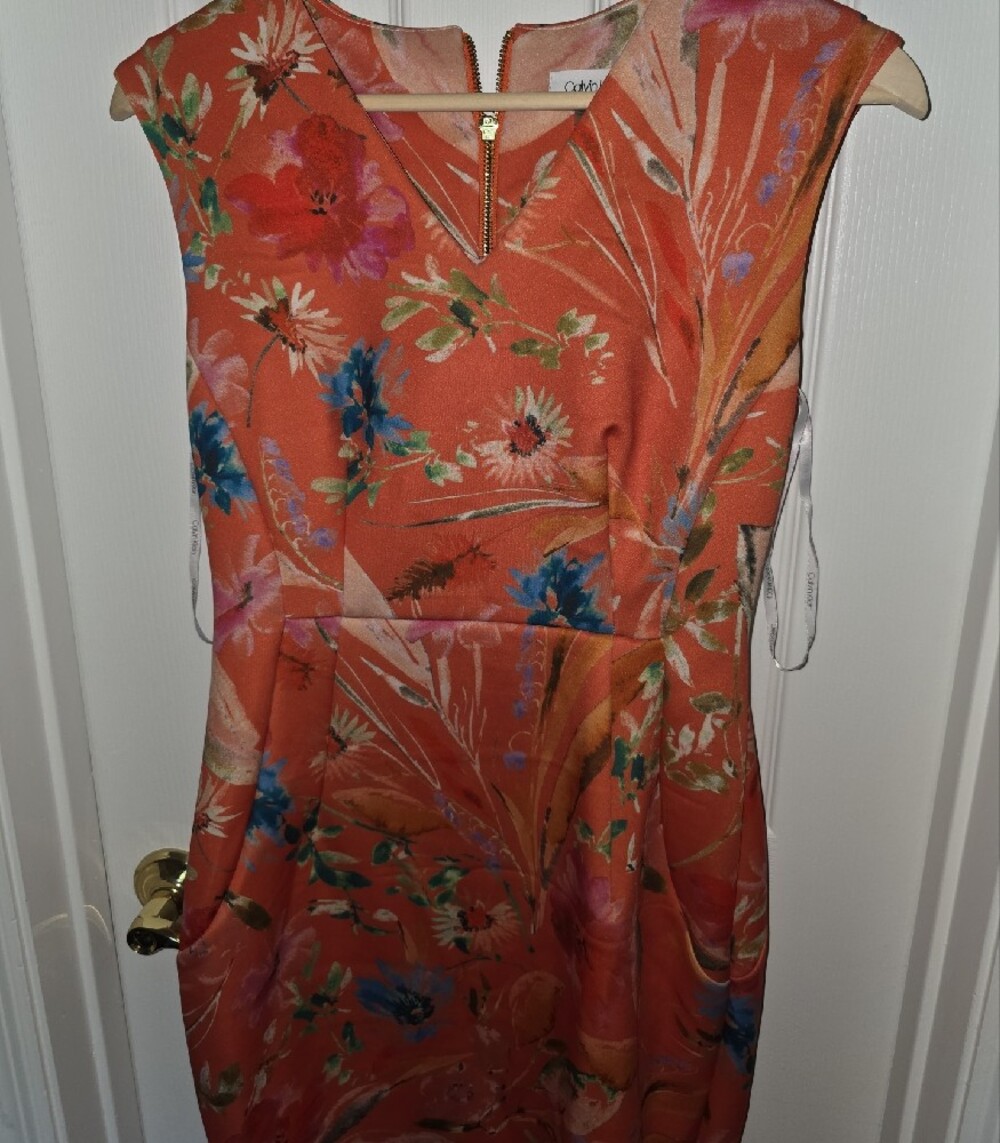 Calvin Klein Floral Sheath Dress in Coral Size 6 - Picture 6 of 6